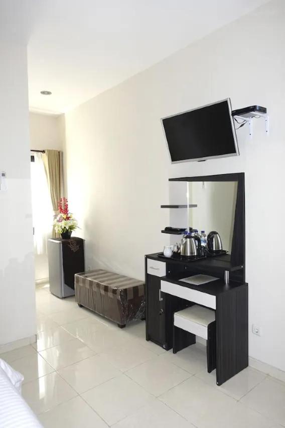 Tuban Torres Accommodation Kuta Lombok Esterno foto