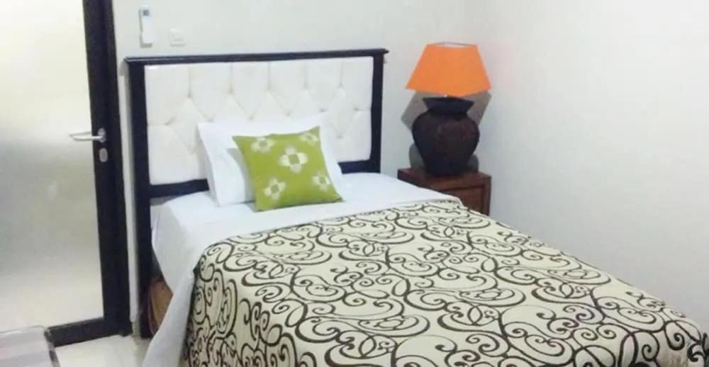 Tuban Torres Accommodation Kuta Lombok Esterno foto