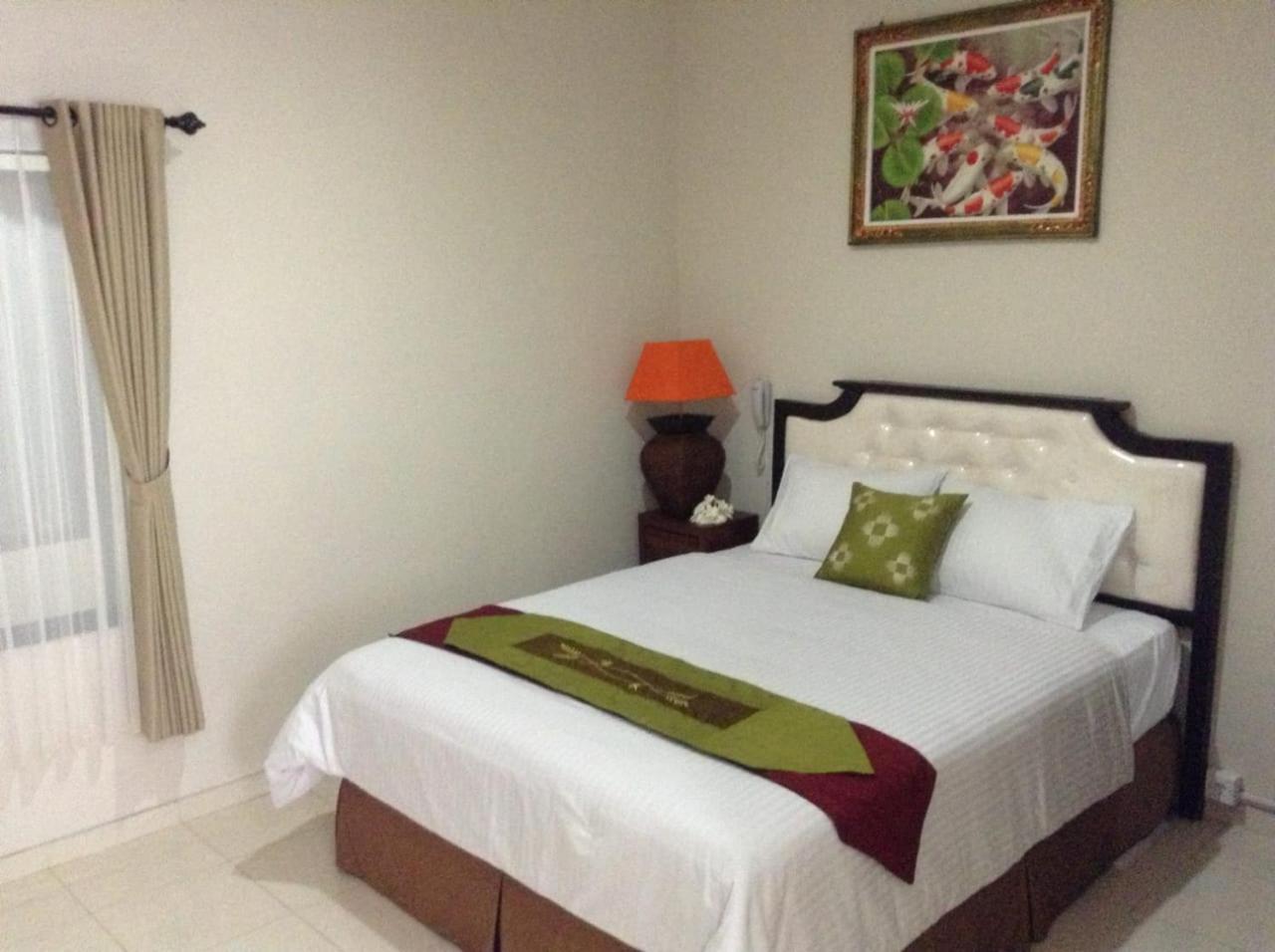 Tuban Torres Accommodation Kuta Lombok Esterno foto