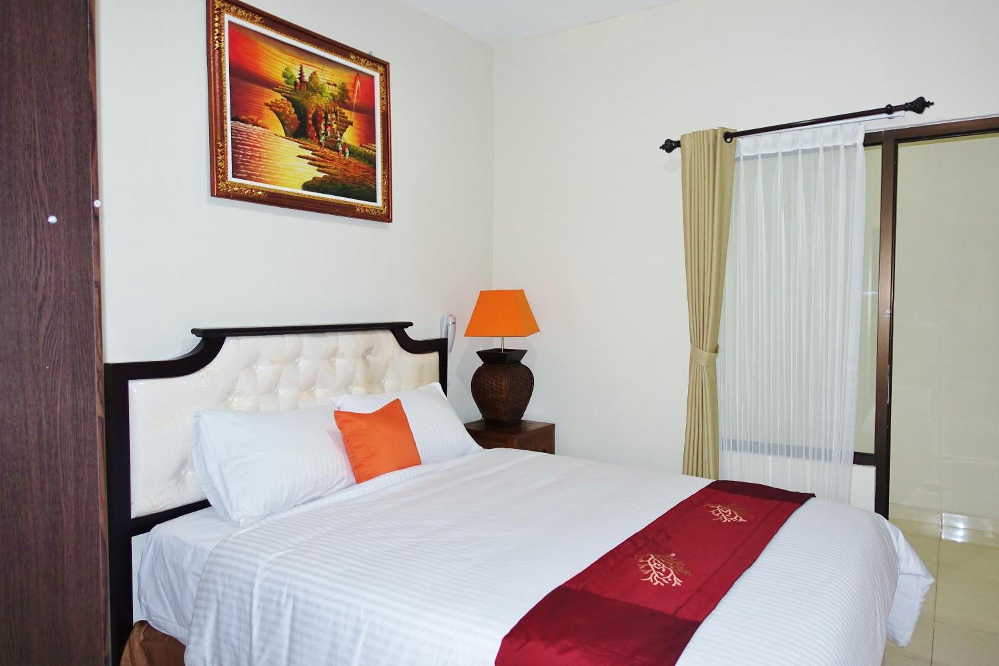 Tuban Torres Accommodation Kuta Lombok Esterno foto